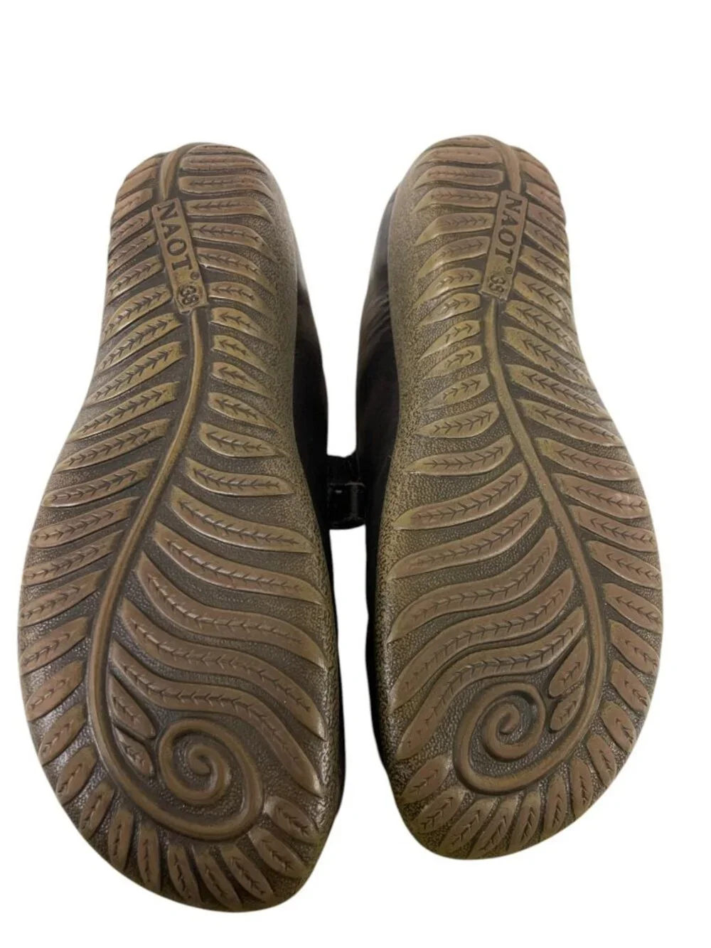 Naot Womens Mary Janes EU 38 US 7 Brown Taramoa Leather Ruched Swirl NWB